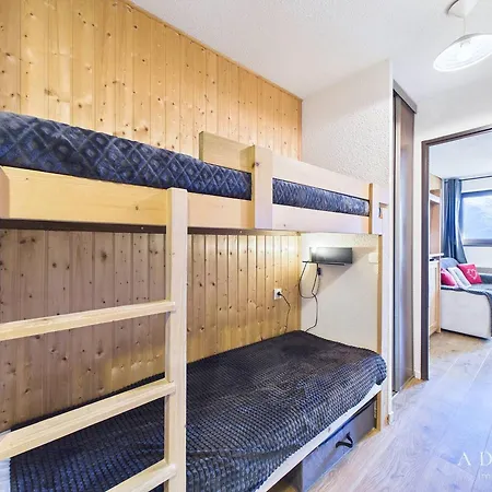 Apartment A 80m Des Pistes Avec Parking Et Balcon Expose Sud *